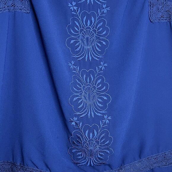 Naked Zebra Royal Blue Top W/ Embroidery & Lace Details, Key Hole Closure, Large - Picture 6 of 13